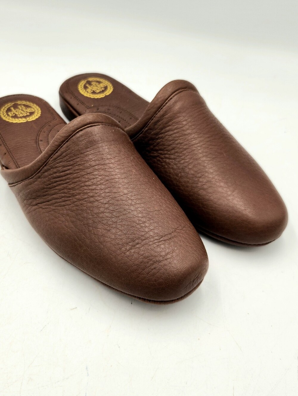 LB Evans Aristocrat Scuff Brown Leather Slipper Womens 9 Slip On Mule NWOT Cozy